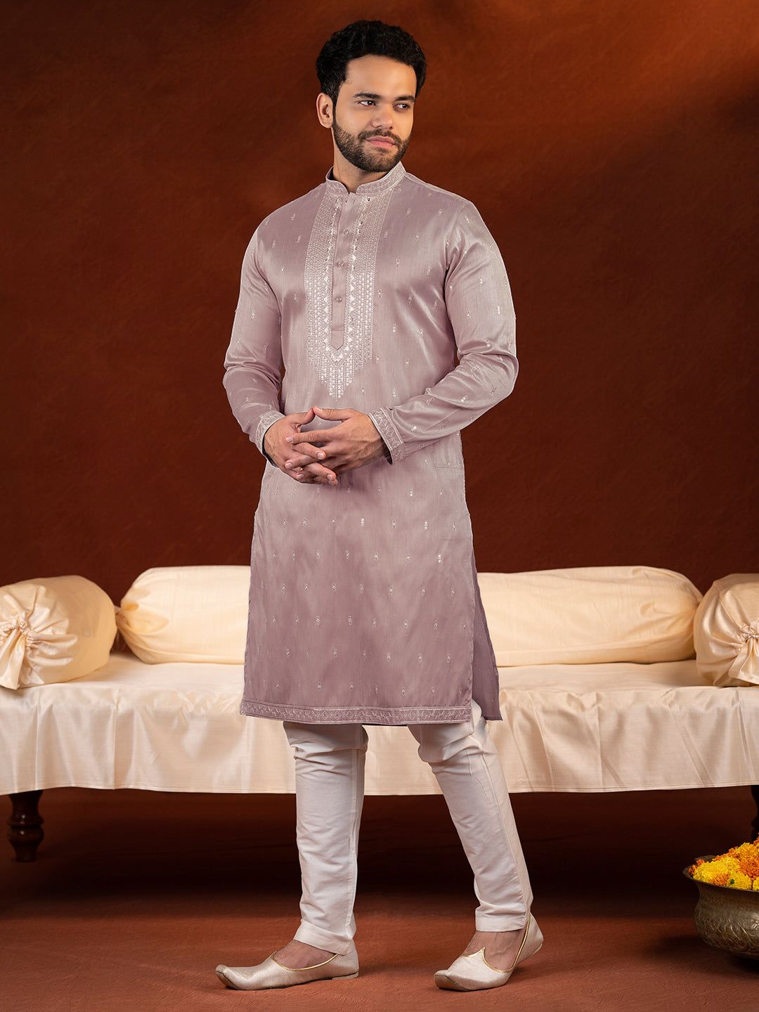Lavender Embroidery Kurta Set-XS/36 / Kurta Churidaar Set