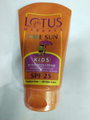 Lotus Herbals Safe sun Kids Sunscreen cream Sensitive skin formula 
