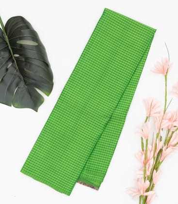 Green Handloom Kanchipuram Silk Saree With Poppyseed Checks-Green