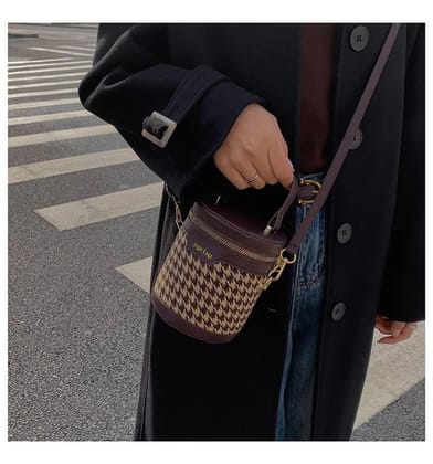 Howkly New Portable Bucket Bag Howkly New Portable Bucket Bag