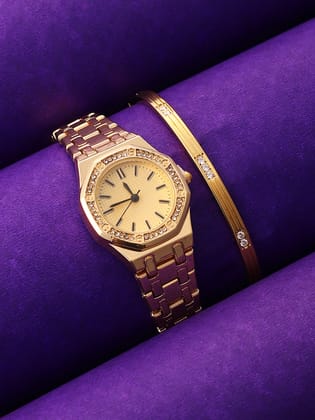 The-Aetheria-Cushion-Watch-With-Bracelet-Combo-Watch Combos