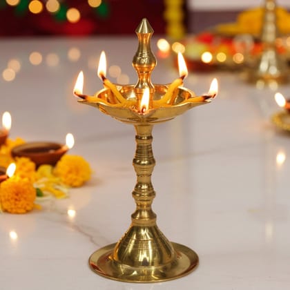 Brass Kerala Fancy Deepak, Oil Lamp No. 1  - Elegant Brass Deepak for Daily Puja, Height : 5.9 Inch (FMAS642 M)