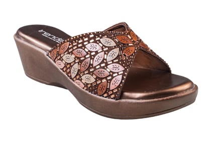 Trendz Ladies Brown Chappal (Trnz C D250309)-Sultan / 3