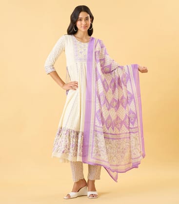 Light Cream And Lavender Embroidered Schiffli Anarkali Set-L / Cream