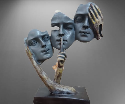 3 Face
