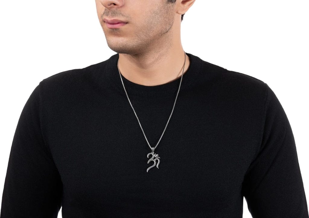 Classic Om Pendant