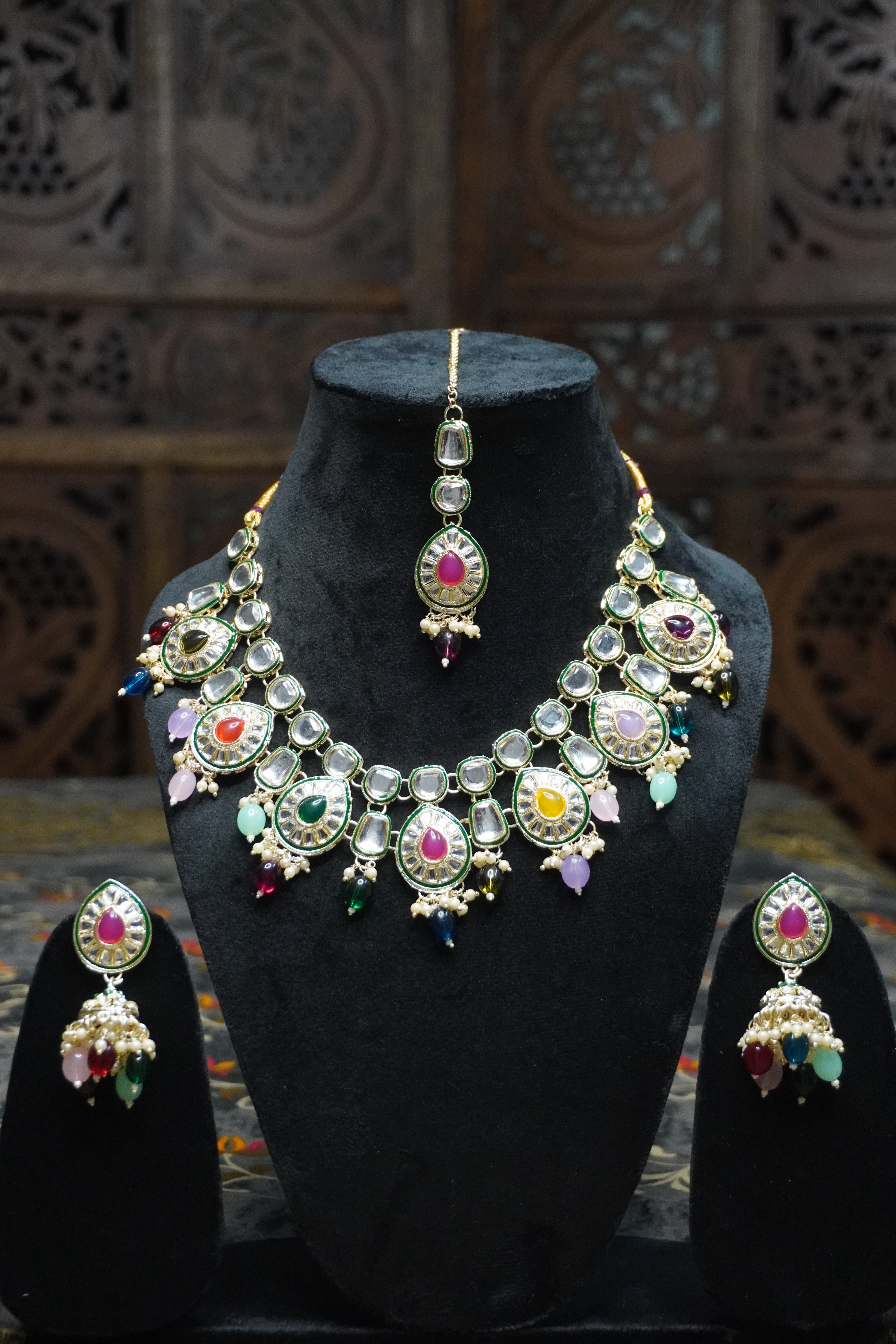 Multi colour kundan necklace with Earring & Maang Tikka-One Size