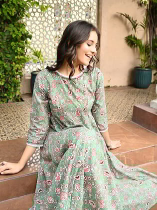Alania Anarkali Kurta-S / Green