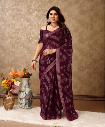 Women's Zomto Zig Zag Saree with Unstitched Blouse (Wine, 5-6 Mtrs)