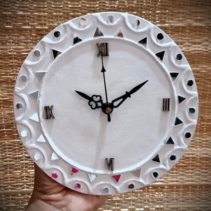 Kutch Lippan Mud & Mirror Work Wall Clock Round