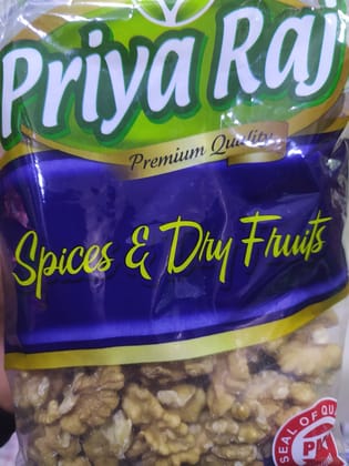 Priya raj Spices & dry fruits walnut giri