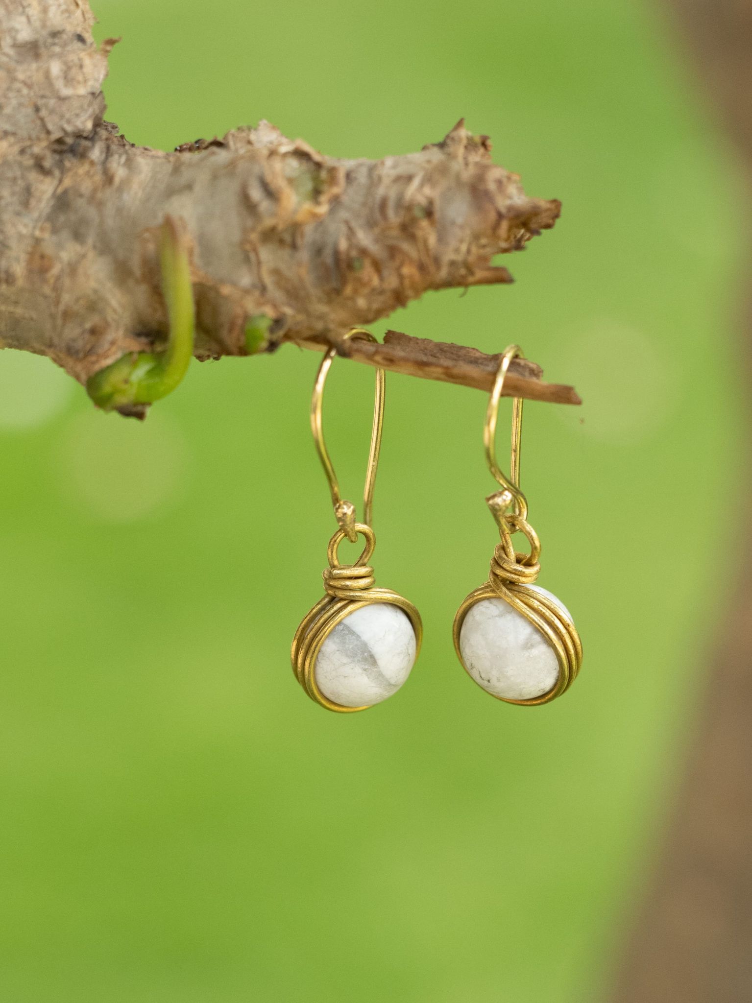 White Howlite Crystal Globe Brass Stone Earring (Anti Tarnish)