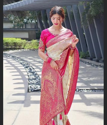 fab woven Art Silk Woven Design Banarasi saree With Unstitched Blouse Piece ( White )
