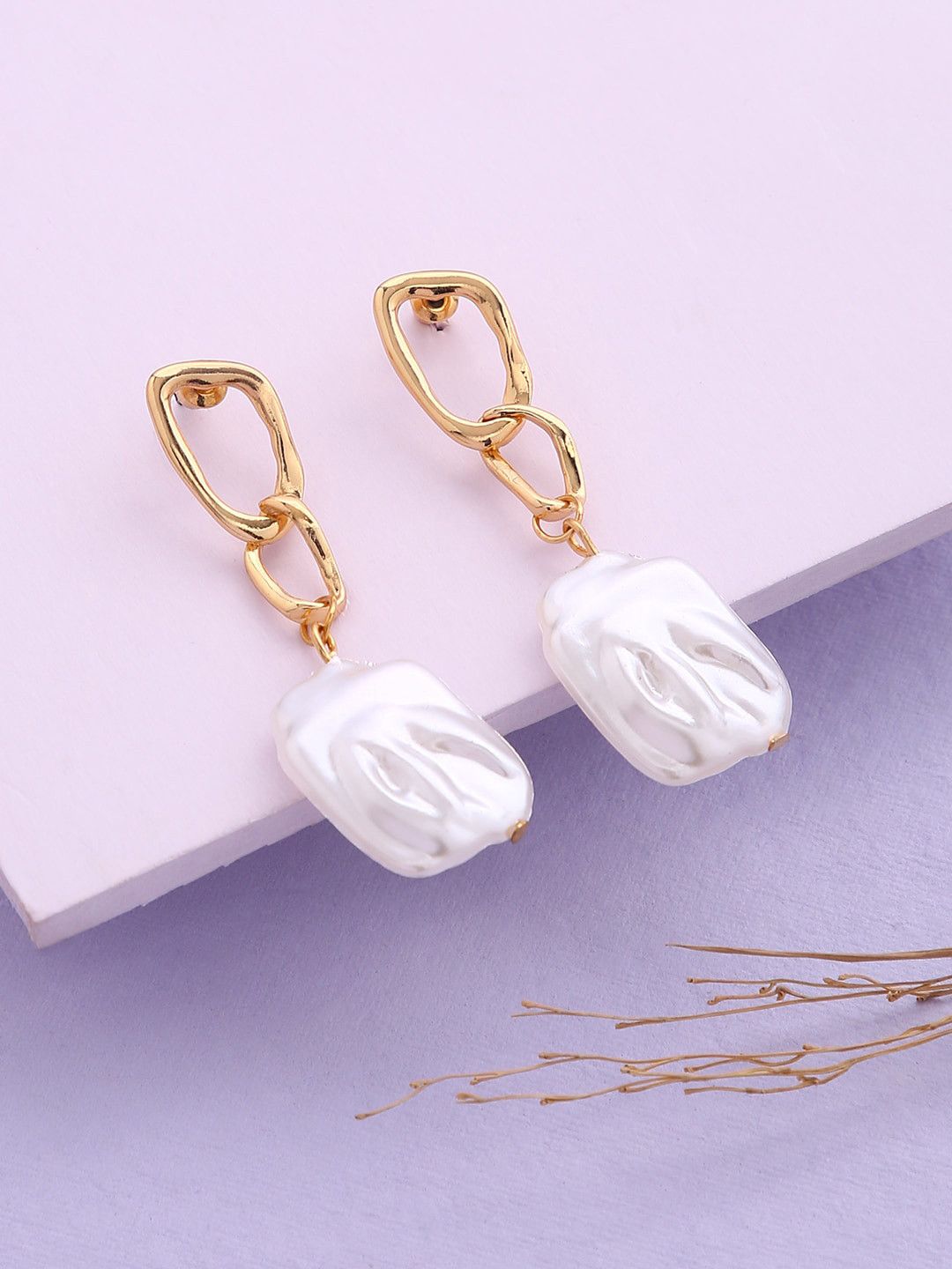 justpeachy Gold-Plated & White Contemporary Drop Earrings