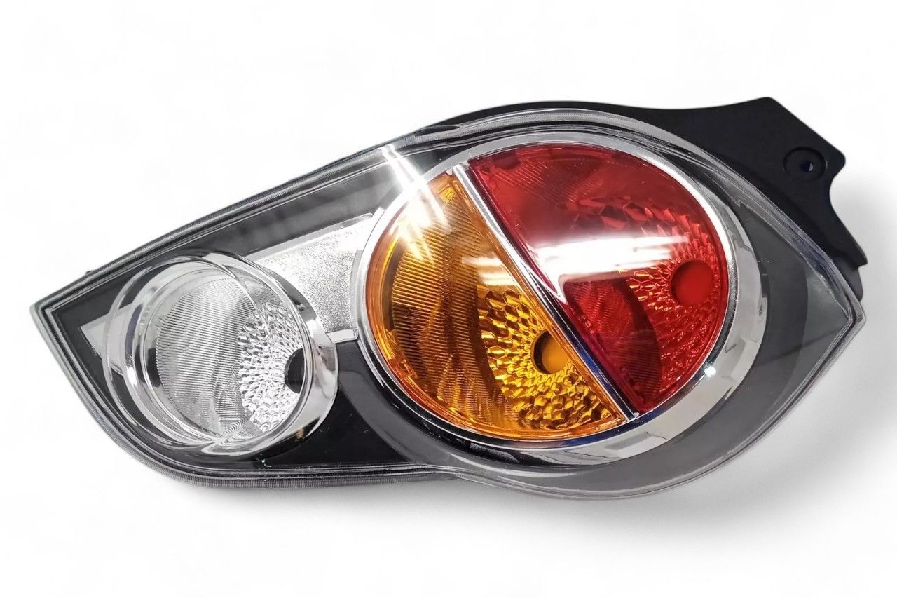 Lumax Rear Tail Lamp - RH AV555373