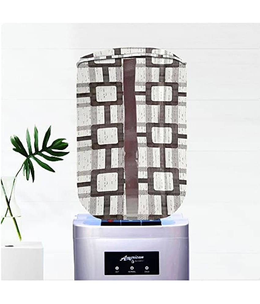 E-Retailer Single PVC White Water Bottle Cover