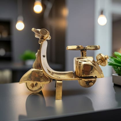 Brass Scooter Showpiece | Vintage Two Wheeler Home Decor, Height : 3 Inch (ZMAS327 A)