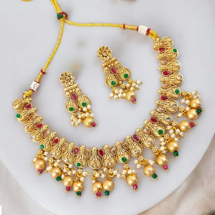 vintage-brass-pearl-jewellry-set-with-earrings-2