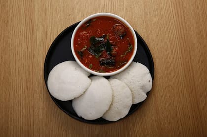 Idly Chicken Curry