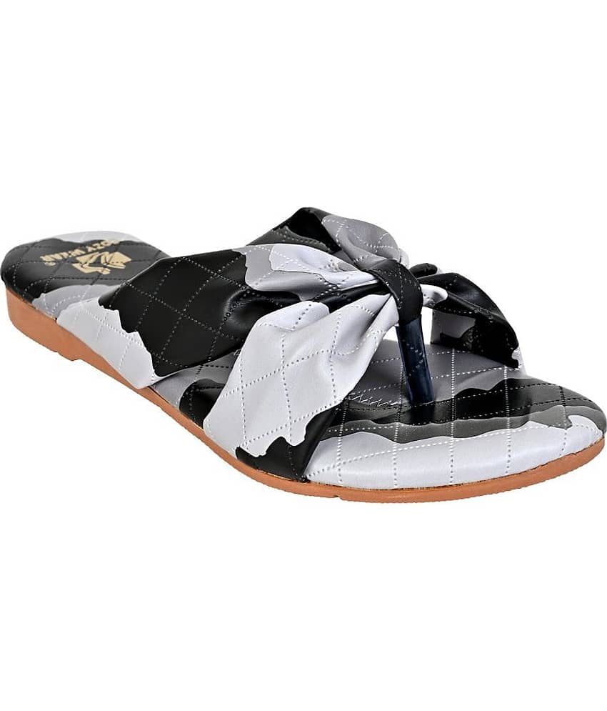 Cozy Wear - Gray Women's Flats