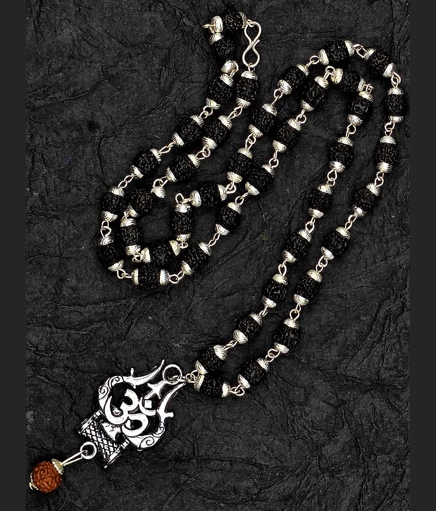 Charms Silver Men's Religious Pendant With Chain ( Pack of 1 )