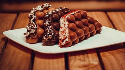 Oreo kit kat bubble taco