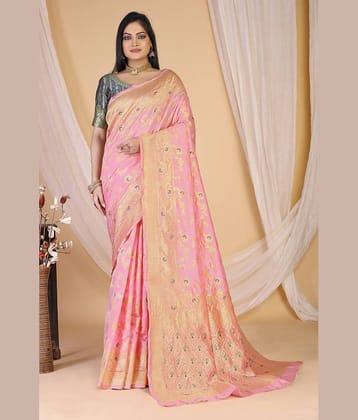 Sariya Jacquard Woven Saree With Unstitched Blouse Piece ( Peach )