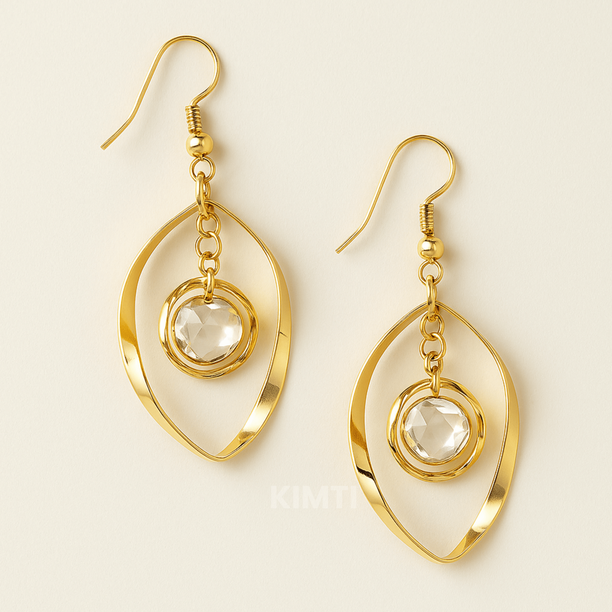Regal Pearl Drop Earring