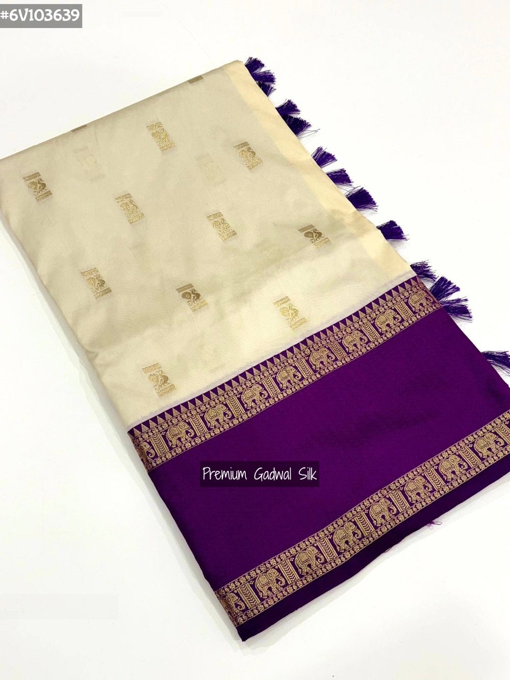 Presenting you all the most demanded kanchi soft gadwal silk saree with woven zari buttas  along with contrast weaving Gap zari border and rich pallu