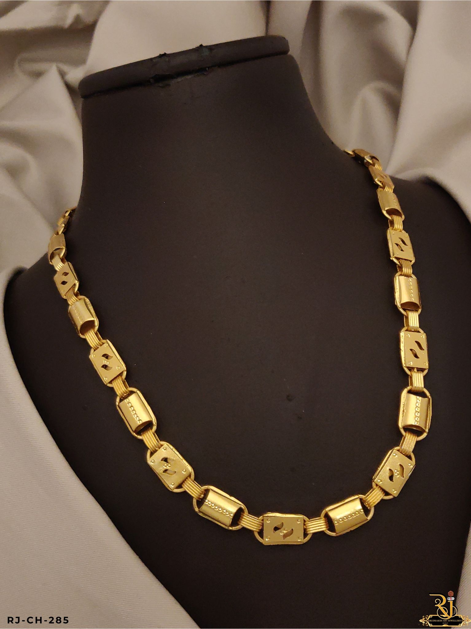 Royal Look and Attractive Designed Gold Plated Indo Chain For Mens-s-CH-285