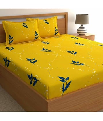 Decent Home Cotton Horizontal Striped 1 Bedsheet with 2 Pillow Covers - Gold