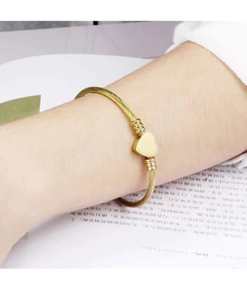 FASHION FRILL Gold Bracelet ( Pack of 1 ) - None