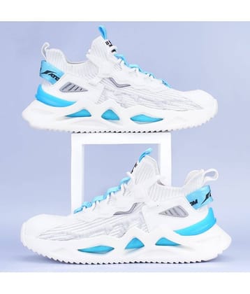 RapidBox White Men's Lifestyle Shoes