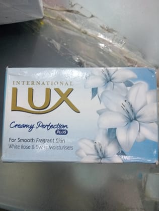 Lux Creamy perfection Plus 