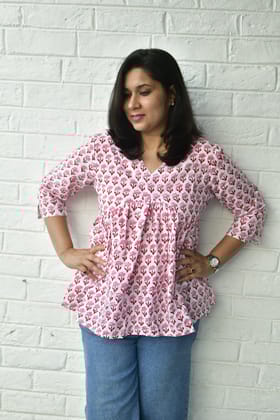 Red Buti White Short Top handblock Office wear