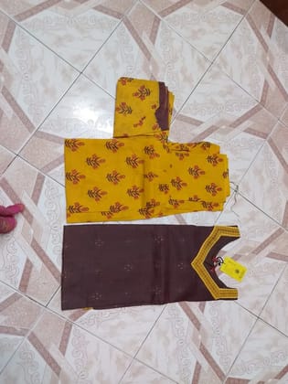 SHROUNU Dress Up Your Dreams