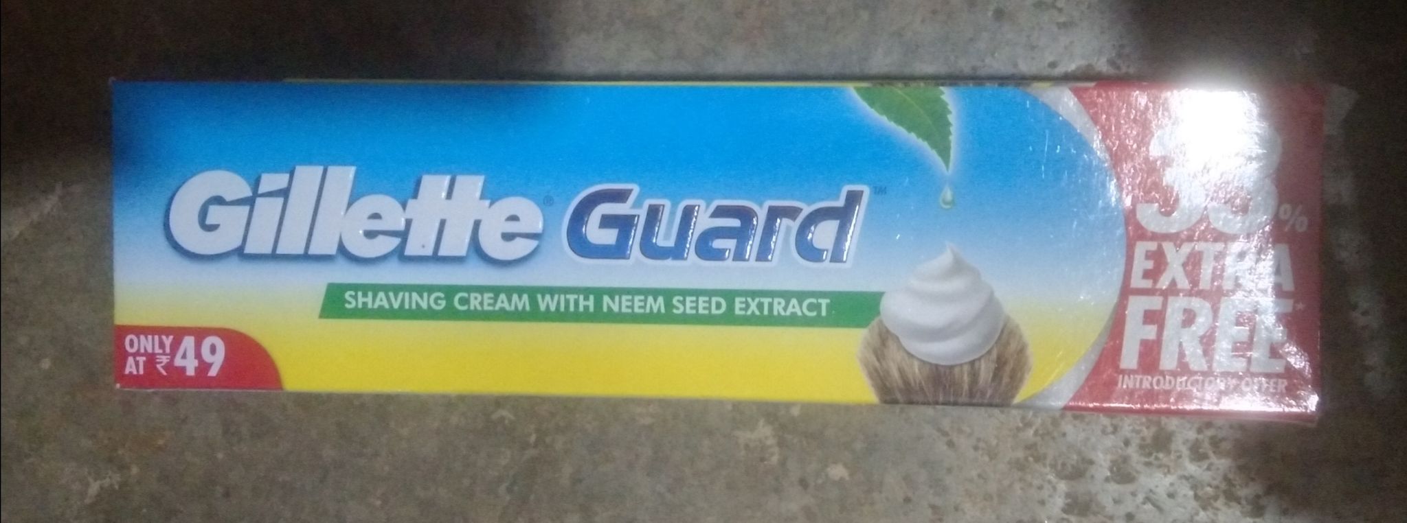 Gillete guard shaving cream with been extract