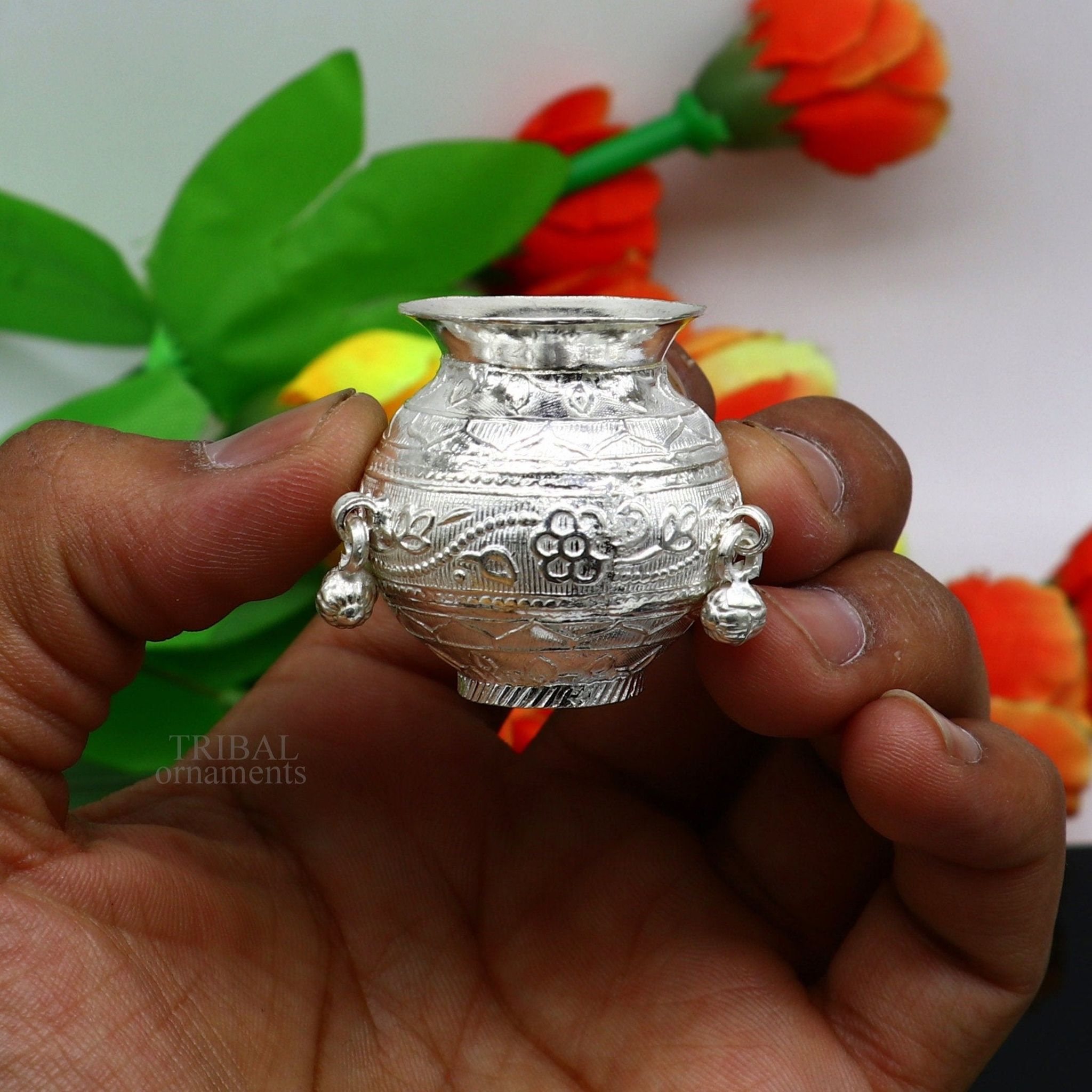 Exclusive 925 sterling silver handmade plain small Kalash or pot, unique special silver puja article, water or milk kalash pot india su705