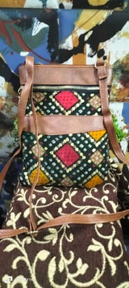 Women Sling Hand Bag