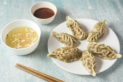 Chicken Momos [5 Pieces]