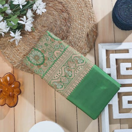 TheHangr Green Art Silk Saree With Silver & Golden Work TheHangr Green Art Silk Saree With Silver & Golden Work