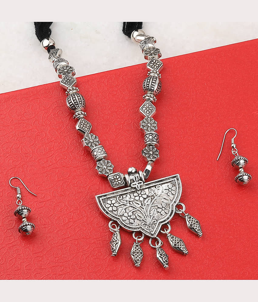 Silver Shine - Silver Alloy Necklace Set ( Pack of 1 )