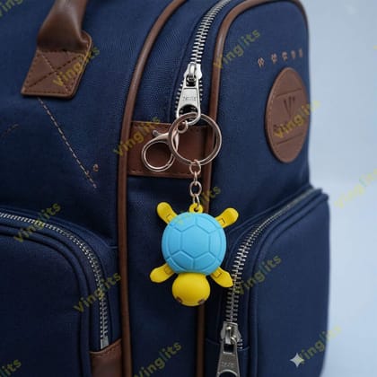 Vinglits Bugsy & Scaly 3D Printed Keychains – Articulated Animal Toys, Pocket-Friendly Keyrings, Stress Relief Desk Toys for Kids & Adults, Collectible Accessories (Turtle - Guddu, Medium)