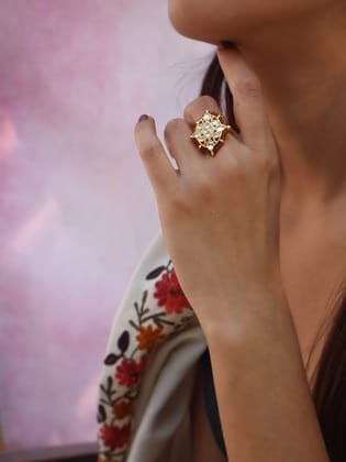 Amara Kundan Ring-Orange