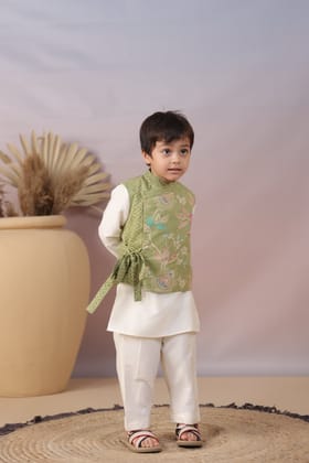 Off White Kurta with Side Knot Detail Printed Red Jacket and Pyjama-0-6 months