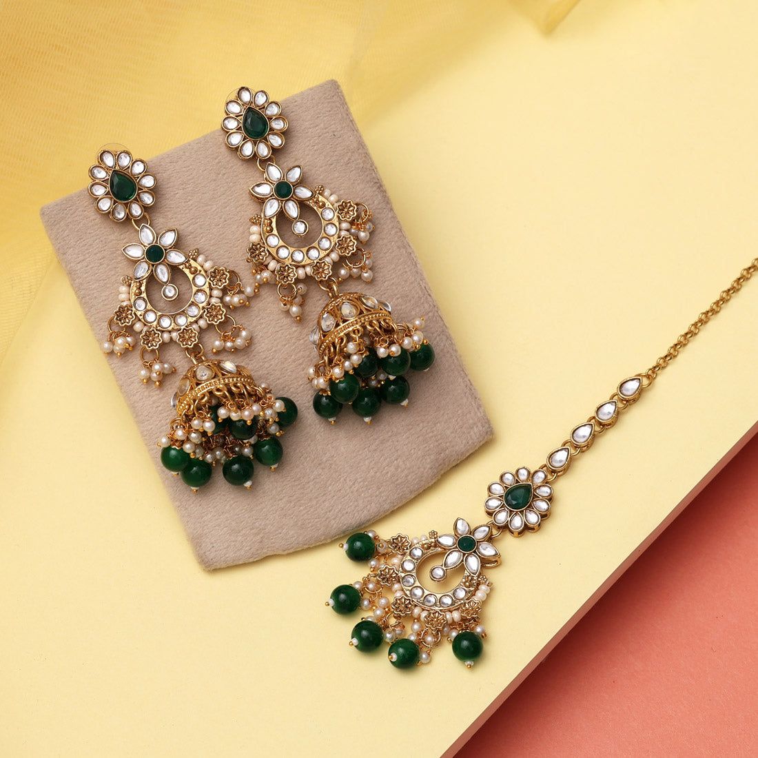 Green Color Kundan Earrings With Maang Tikka (KDTE575GRN)-Length: 9.00 CM x Width: 2.00 CM / Green / Alloy With Good Quality Gold Plated