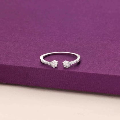 Twin Glow Petal Hug Silver Ring-White Stone / Silver / 5