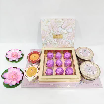 SnaXup Gourmet Gift Hamper Box