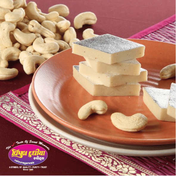 VIPUL DUDHIYA SWEETS Kaju Katri, 500 gm