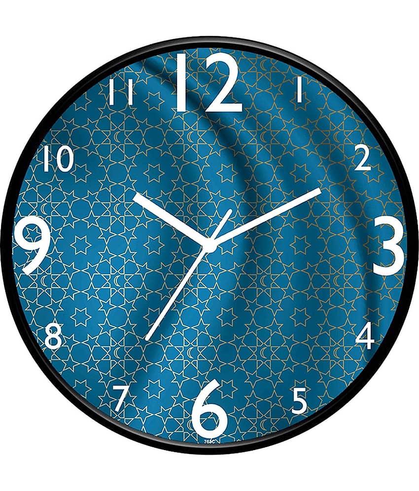 IIK COLLECTION - Circular Analog Wall Clock